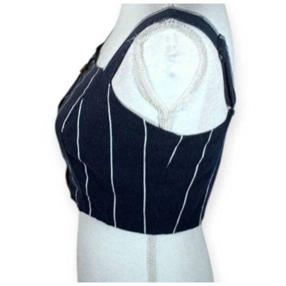 COTTON ON DENIM BLUE & WHITE STRIPE BUTTON FRONT CROP TOP SZ.S EUC. - Picture 3 of 5